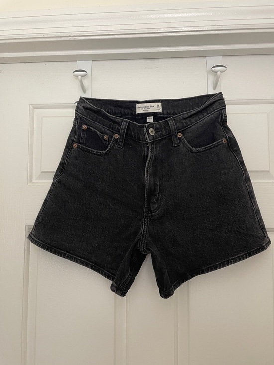 Abercrombie & Fitch Pants - NWOT Abercrombie & Fitch Black High-Rise Jean Shorts
